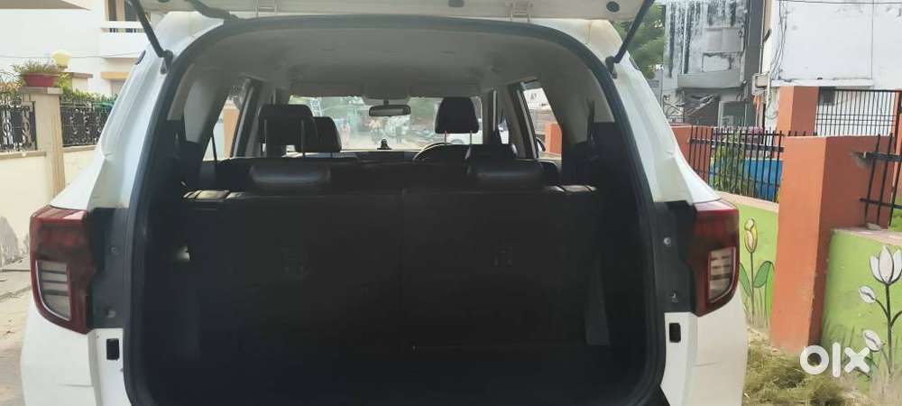 Kia Carens 1.5 Premium 7 Str, 2022, Petrol