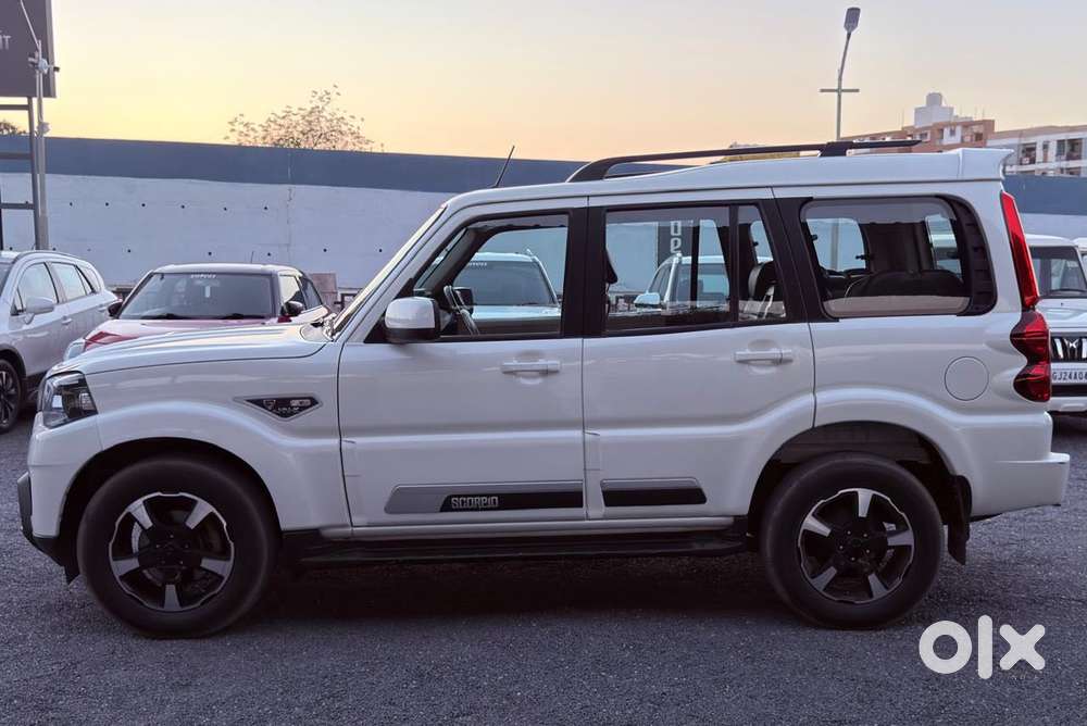 Mahindra Scorpio Classic 2.2 S Mt 7 Str, 2023, Diesel
