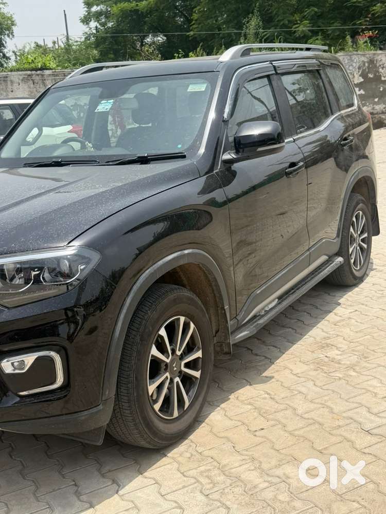 Mahindra Scorpio N Z8 Select Diesel 2025