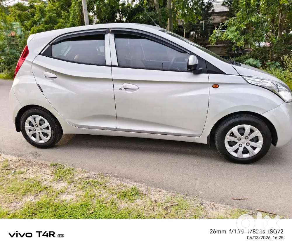 Hyundai Eon 0.8 Sportz 2014 Tax 2029 Last