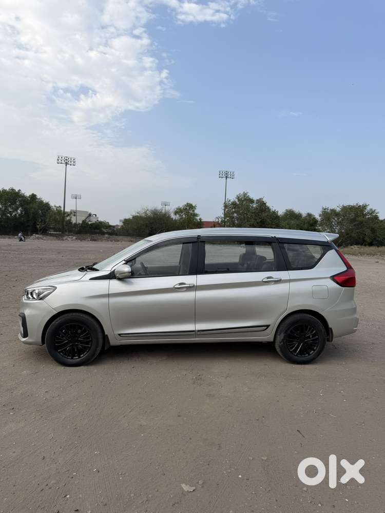 Maruti Suzuki Ertiga 1.4 Vxi Cng Anniversary Edition, 2021, Cng & Hy..