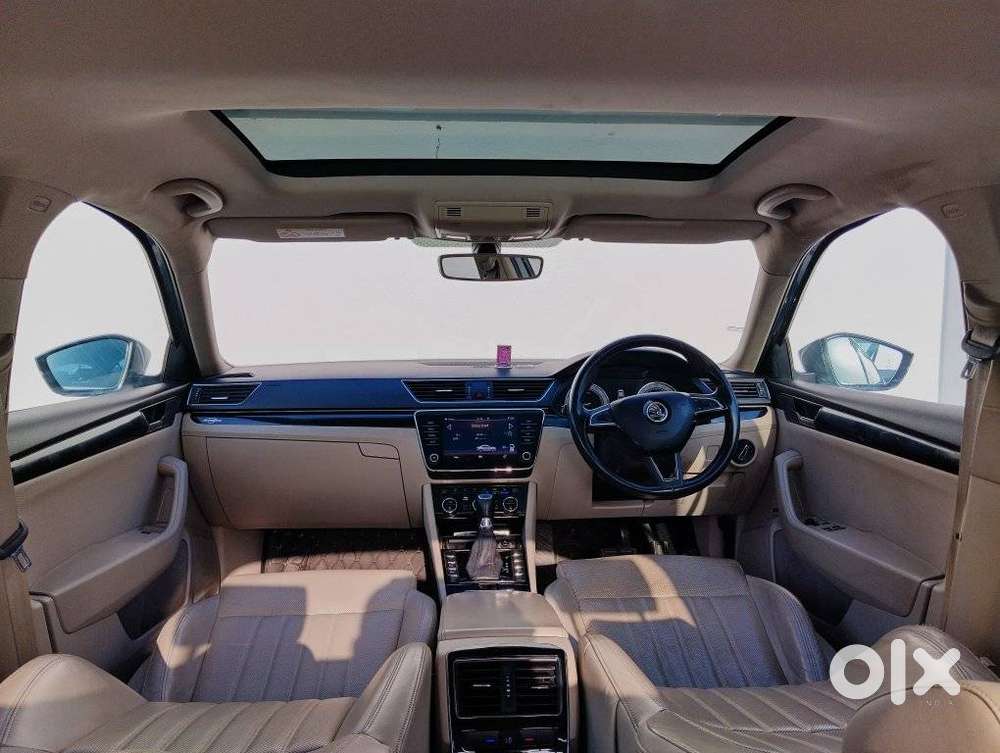 Skoda Superb 2.0 L&k Tsi At, 2019, Petrol