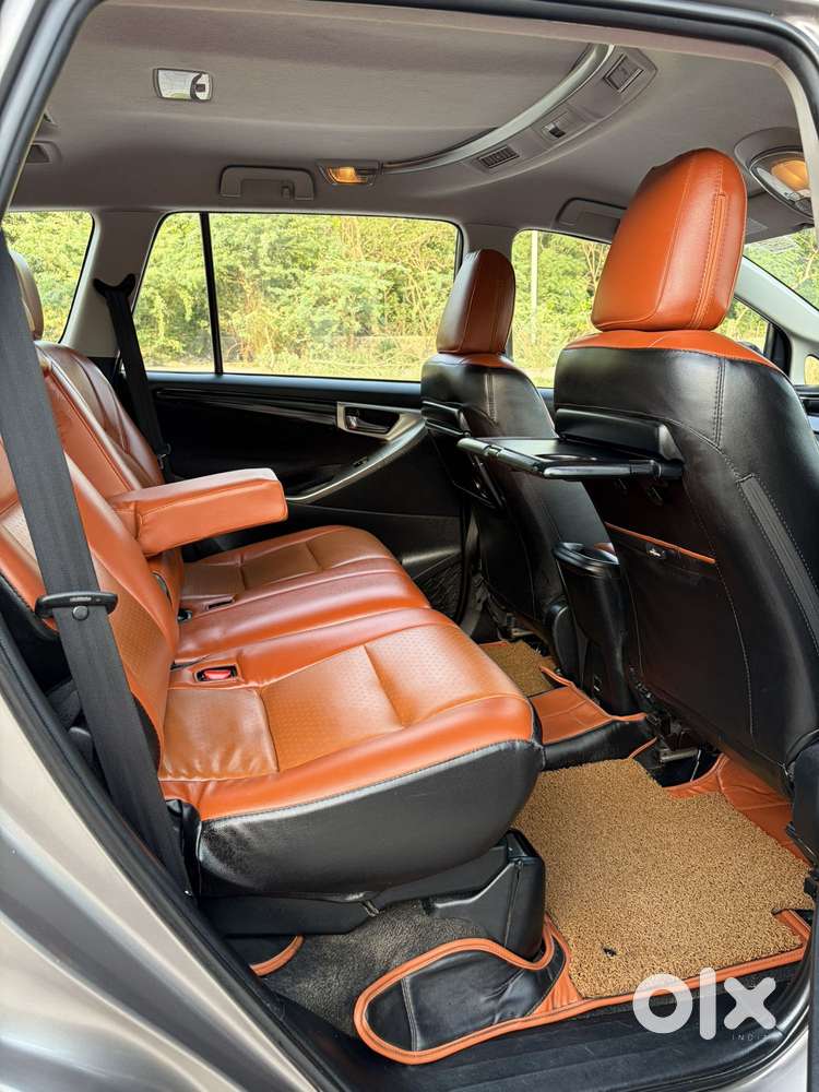 Toyota Innova Crysta 2.4 Vx Mt 8s, 2017, Diesel