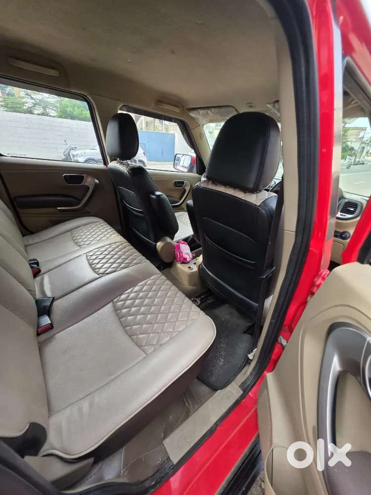 Mahindra Tuv 300 2019