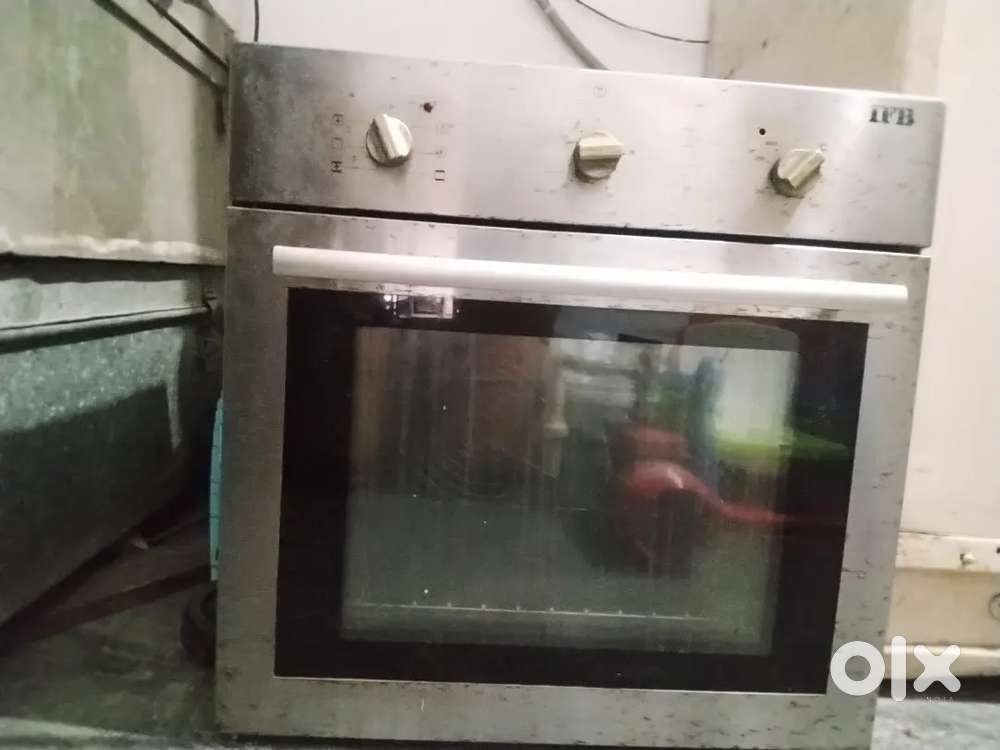 Oven electric IFB great condition
