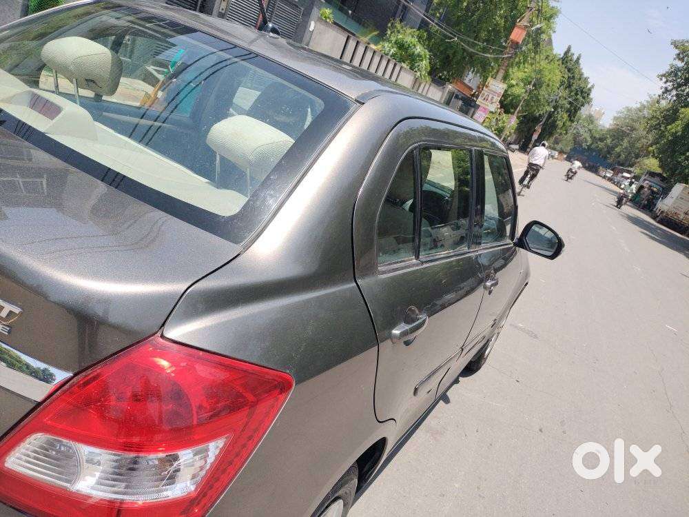 Maruti Suzuki Swift Dzire 1.2 Vxi Bsiv, 2015, Petrol