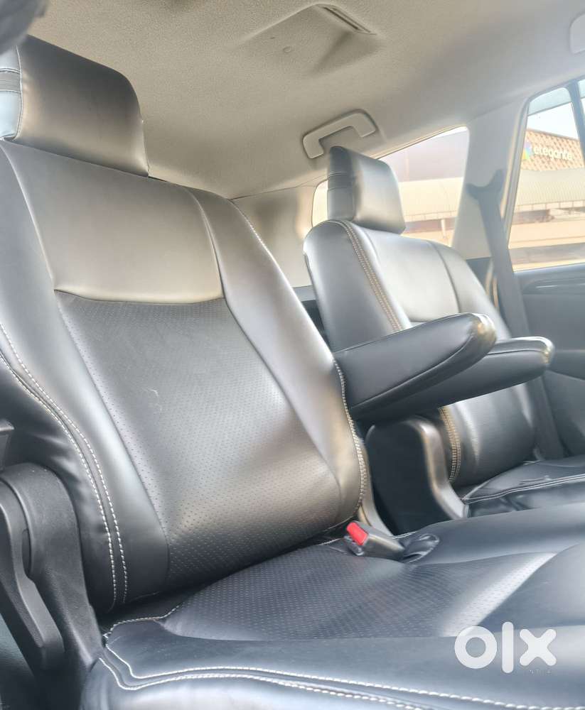 Toyota Innova Crysta 2.4 V, 2017, Diesel