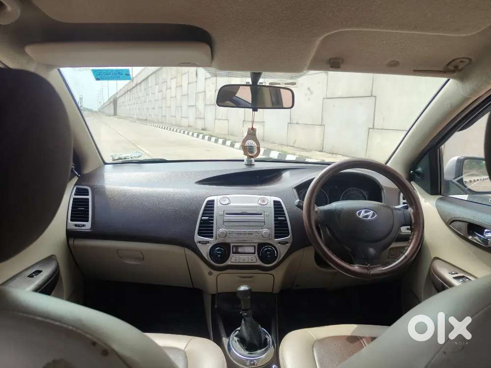 Hyundai I20(megna 1.2) Petrol Manual 2010