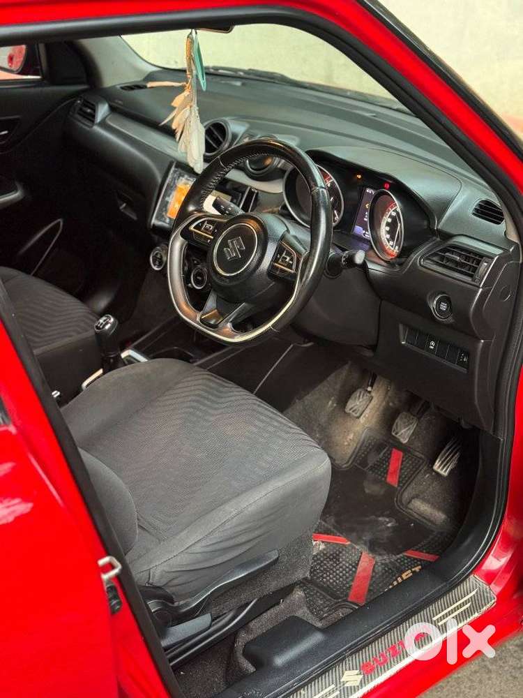 Maruti Suzuki Swift Zxi Plus Amt Dual Tone, 2021, Petrol