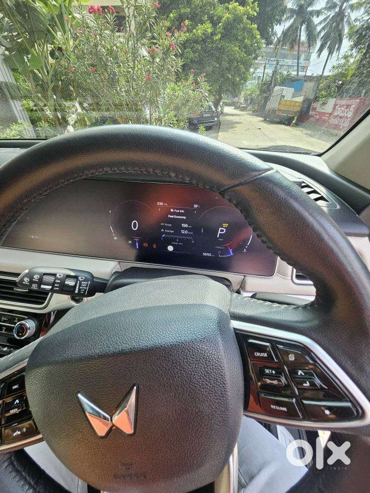 Mahindra Xuv700 Ax7 Luxury Pack Awd, 2023, Diesel