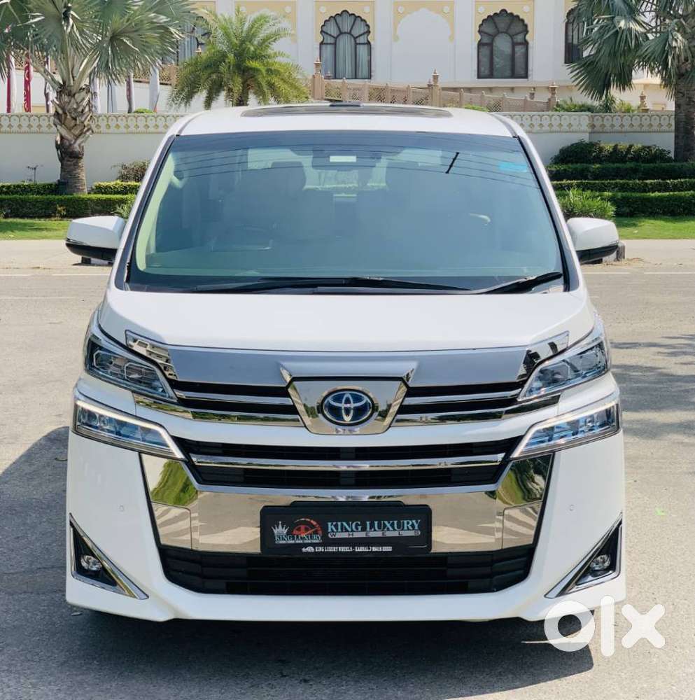 Toyota Vellfire Vip &ndash; Executive Lounge, 2023, Petrol