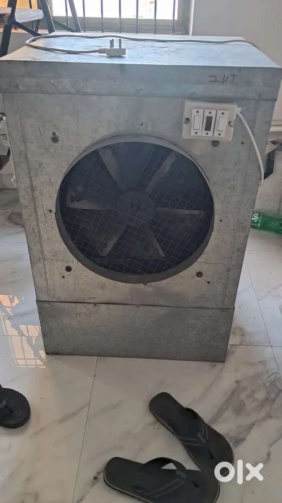 Cooler metal body good condition