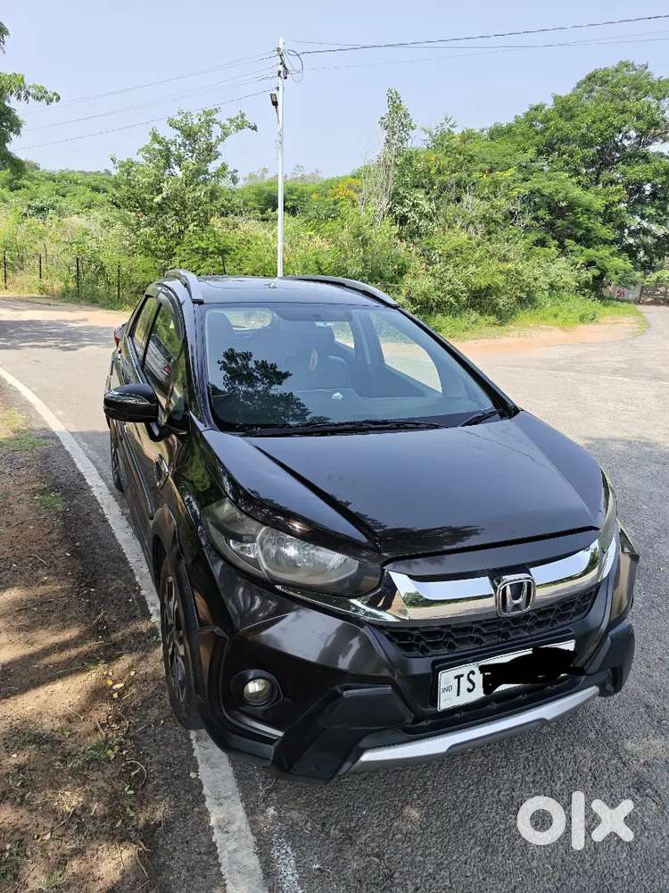 Honda Wr-v 2018 Top Model Showroom Condition.