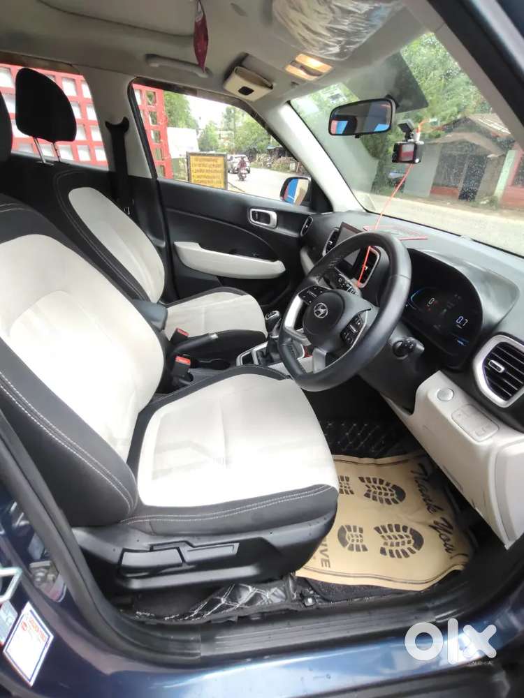 Hyundai Venue 2022 Diesel Well Maintained Sunroof With Push Button