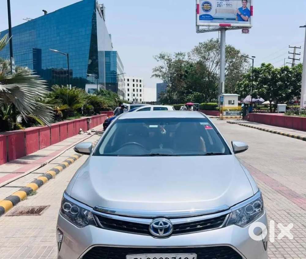 Toyota Camry Hybrid 2018 Car
