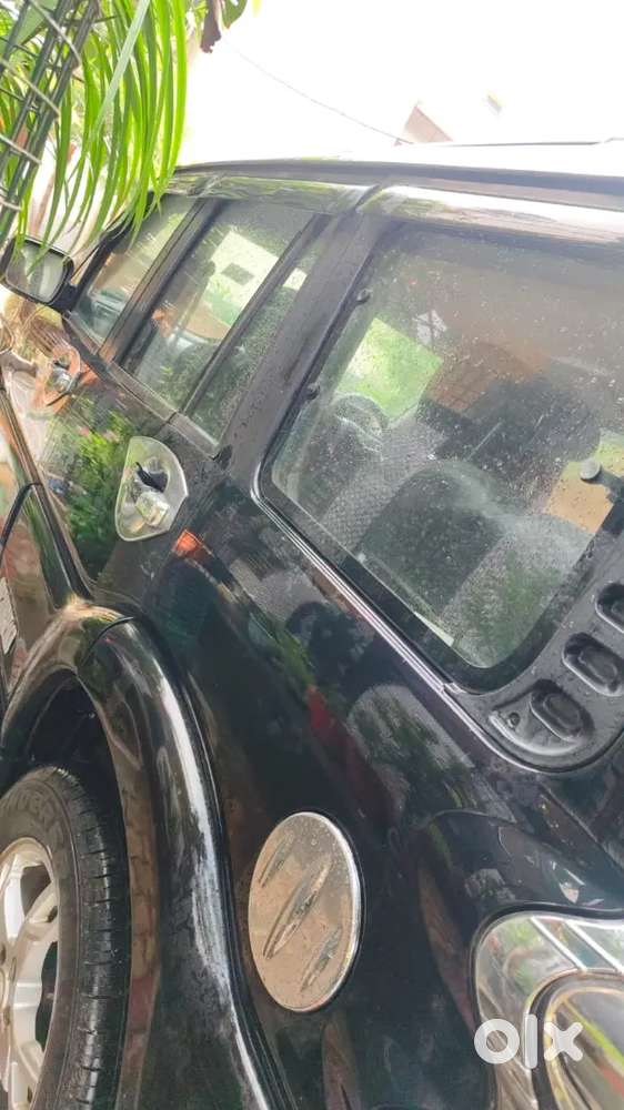 Mahindra Scorpio 2017 Model S10
