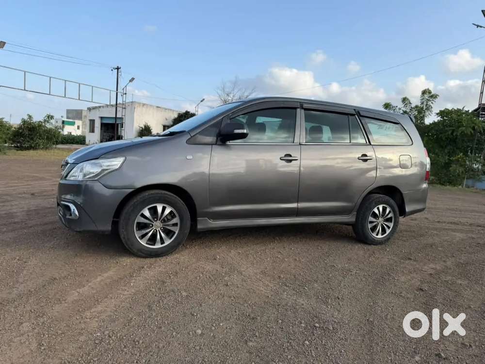 Toyota Innova 2.5 G 2012