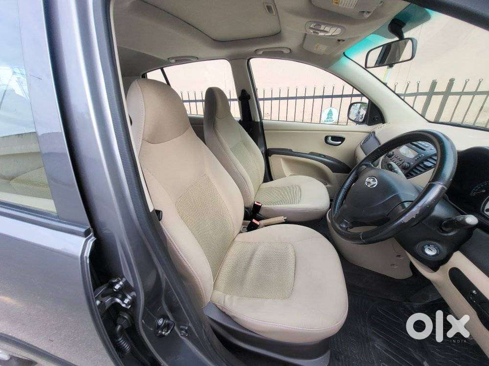 Hyundai I10 Asta Sunroof At, 2010, Petrol
