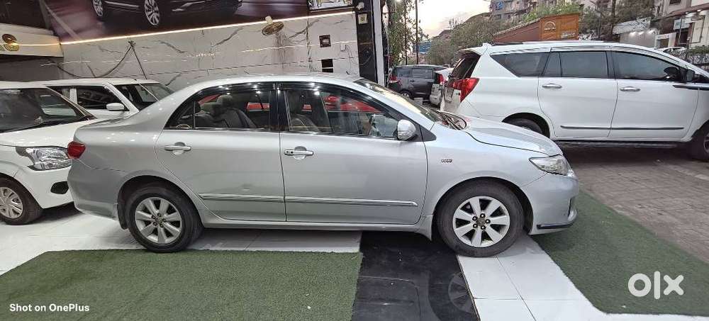 Toyota Corolla H4 1.8g, 2013, Cng & Hybrids