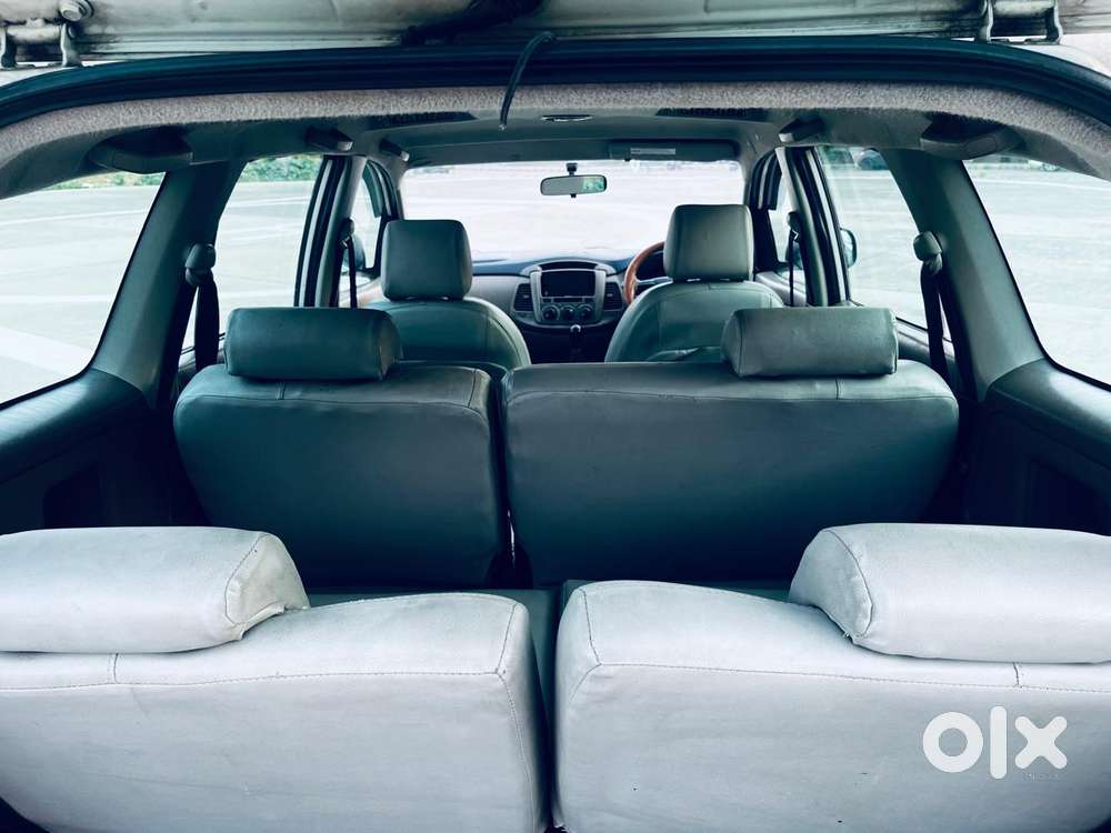 Toyota Innova 2.5 G (diesel) 8 Seater, 2016, Diesel