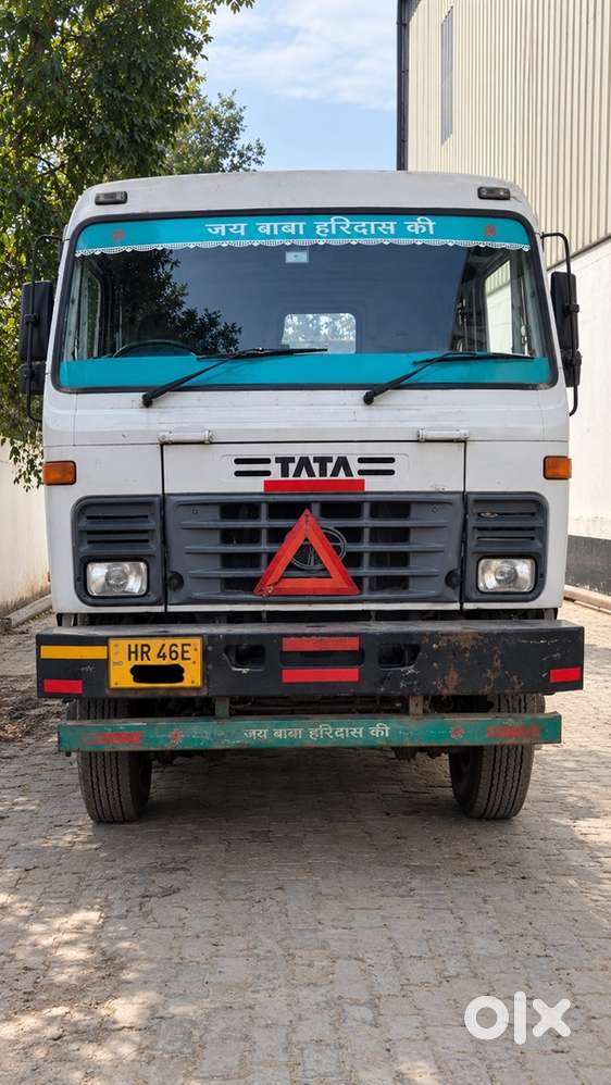 TATA 4018 Horse