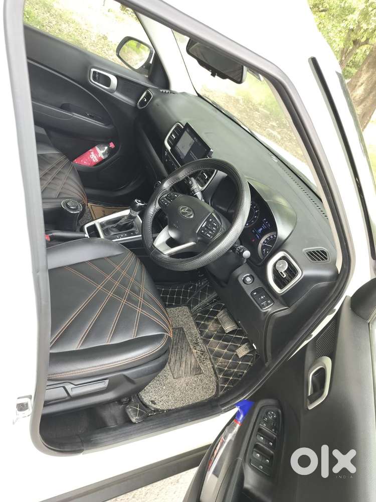 Hyundai Venue 1.0 Sx Turbo Dct, 2019, Petrol