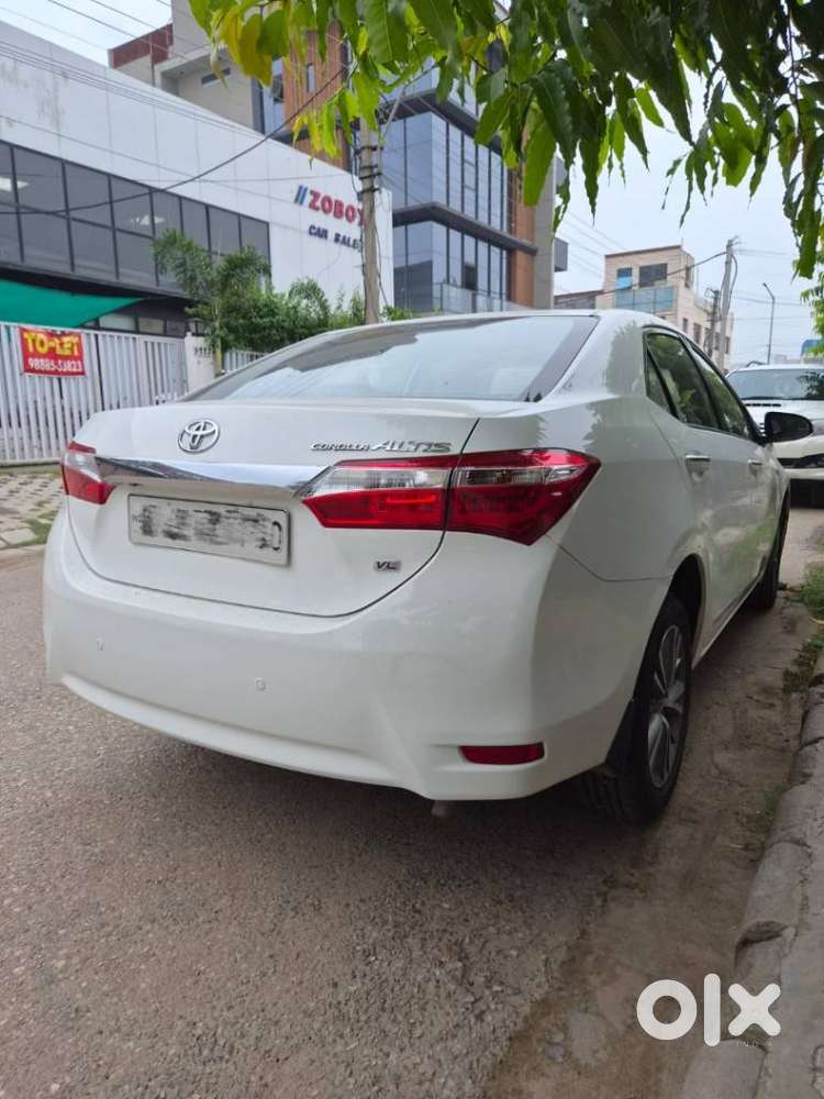 Toyota Corolla Altis Vl, 2016, Petrol