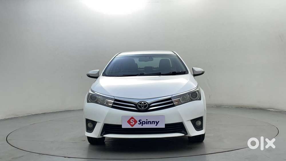 Toyota Corolla Altis 1.8 GL, 2016, Petrol