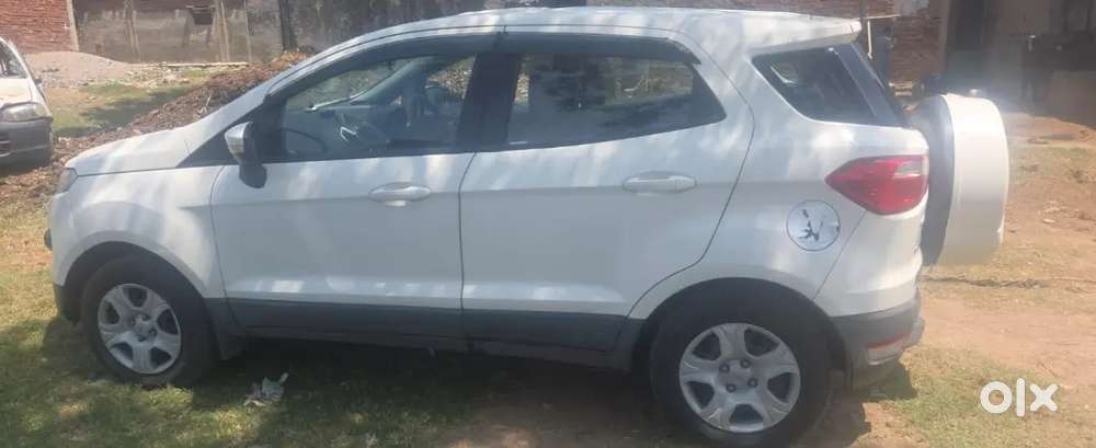 Ford Ecosport 2015 Petrol Well Maintained