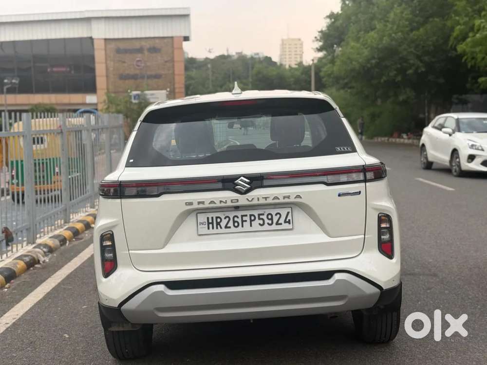 Maruti Suzuki Grand Vitara 1.5 Delta Smart Hybrid At, 2024, Petrol