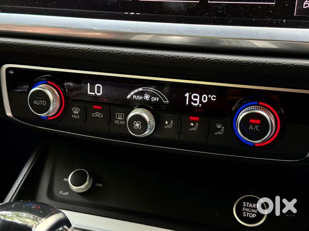 Audi Q3 40 Tfsi Premium Plus, 2024, Petrol