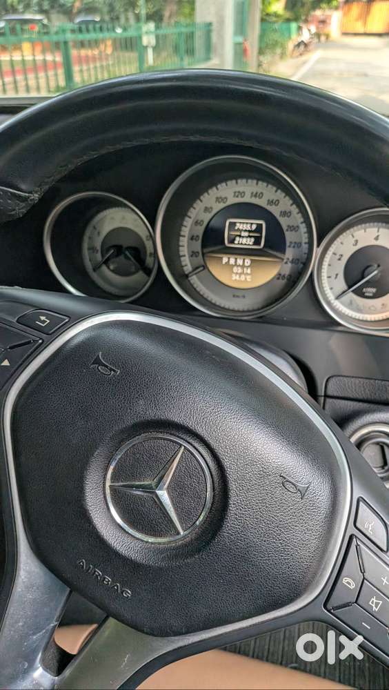 Mercedes-benz C200 Cgi Avantgarde | Just 21,000 Kms | Rare Low-mileage