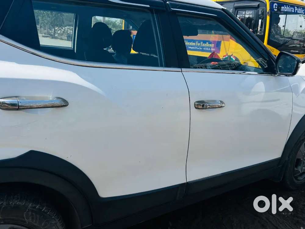 Car Soldout Karni Hi Paise Ki Jurrat Hi