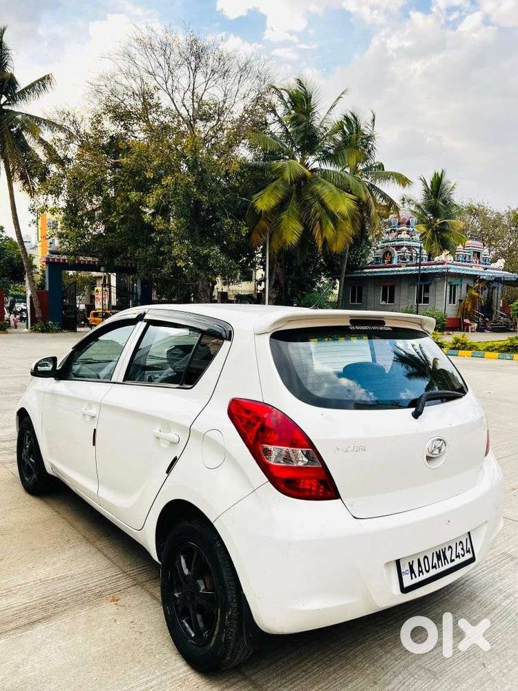 Hyundai I20 2009-2011 Asta, 2012, Diesel