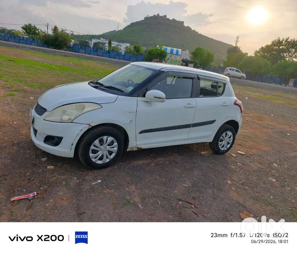 Maruti Suzuki Swift 2014 Petrol 80000 Km Driven