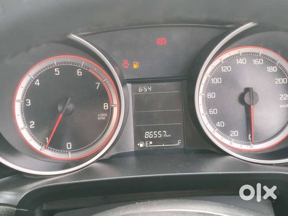 Maruti Suzuki Swift 2018 Vxi, 2019, Petrol