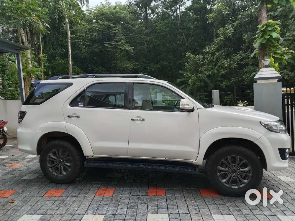 Toyota Fortuner 4wd 2016