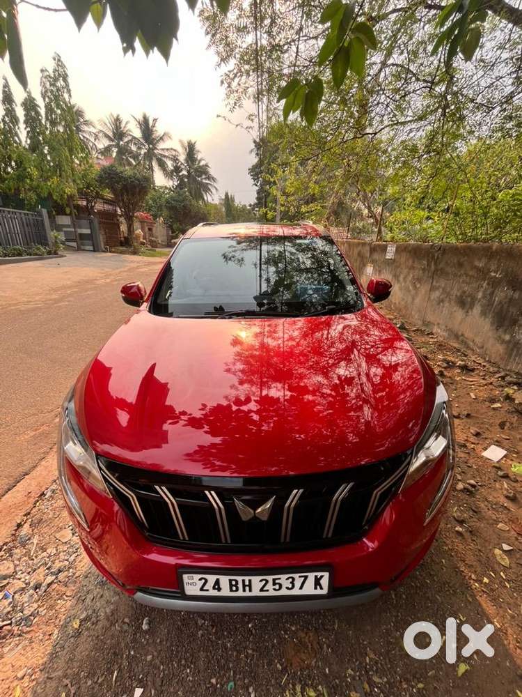 Mahindra Xuv700 2024 Petrol 25641 Km Driven