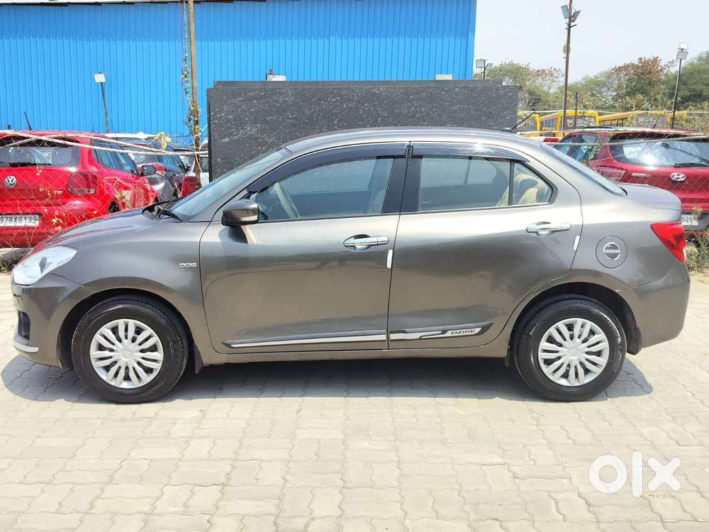Maruti Suzuki Swift Dzire Vdi At, 2017, Diesel