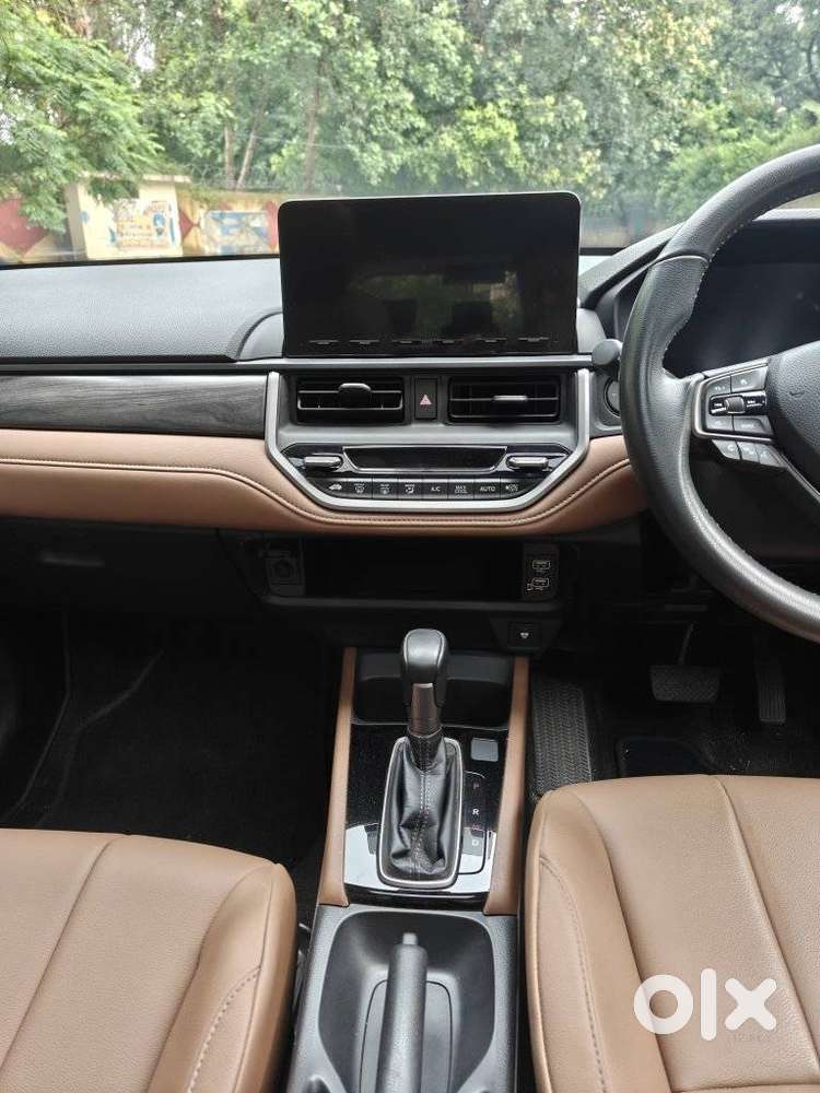 Honda Elevate Zx Cvt, 2025, Petrol