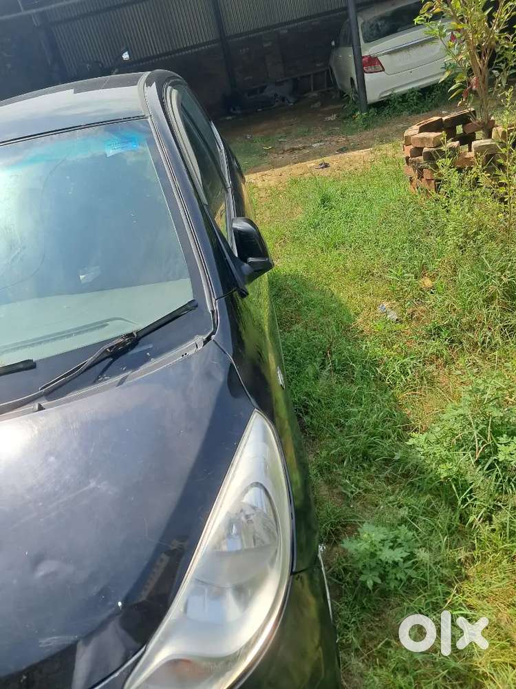 Hyundai I10 2011 Cng On Paper 2031 Valid Ac Not Working Compressor Iss