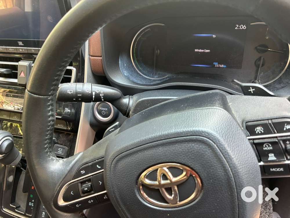 Toyota Innova Hycross 2023 Year