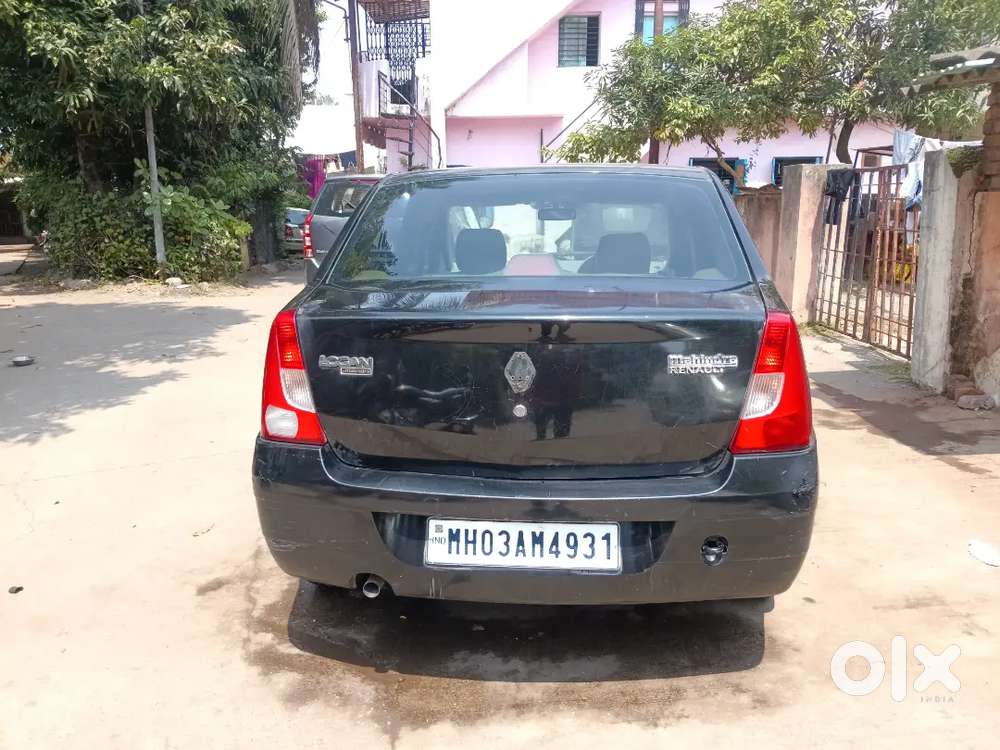 Mahindra Logan Petrol 2007