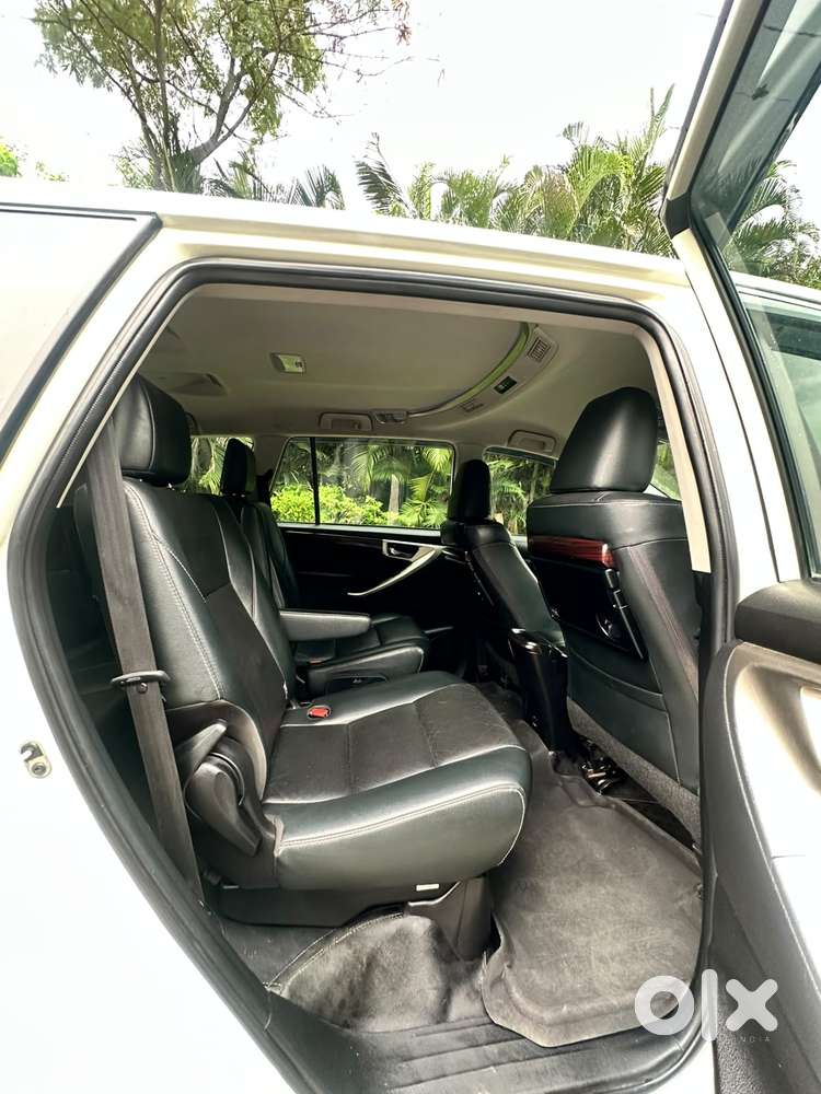 Toyota Innova Crysta 2.8 Z, 2022, Diesel