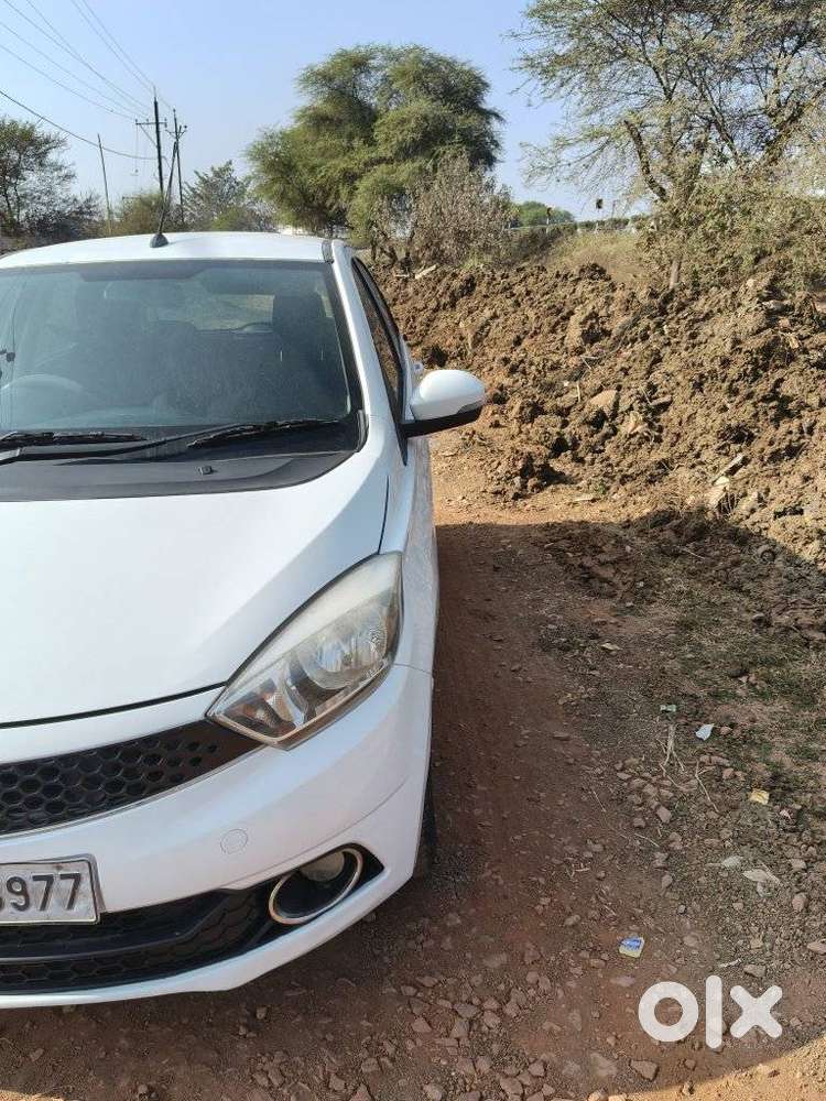 Tata Tiago 1.05 Revotorq Xz Wo Alloy, 2018, Petrol