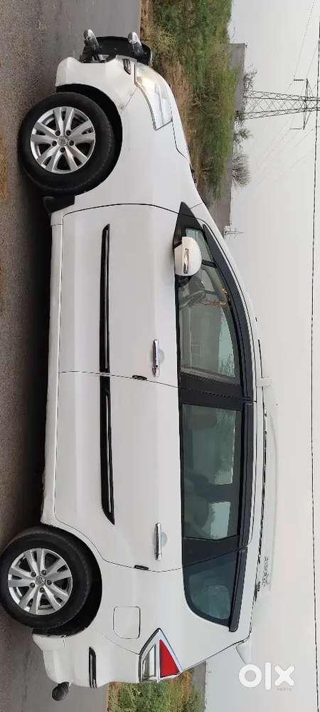 Maruti Suzuki Ertiga 2015zdi+