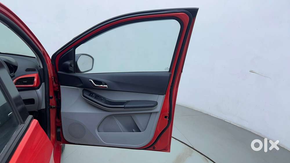 Tata Tiago Xza Plus Dual Tone, 2020, Petrol
