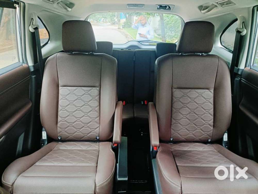 Toyota Innova Hycross 2.0 Zx (o) Hybrid 7 Str, 2026, Petrol