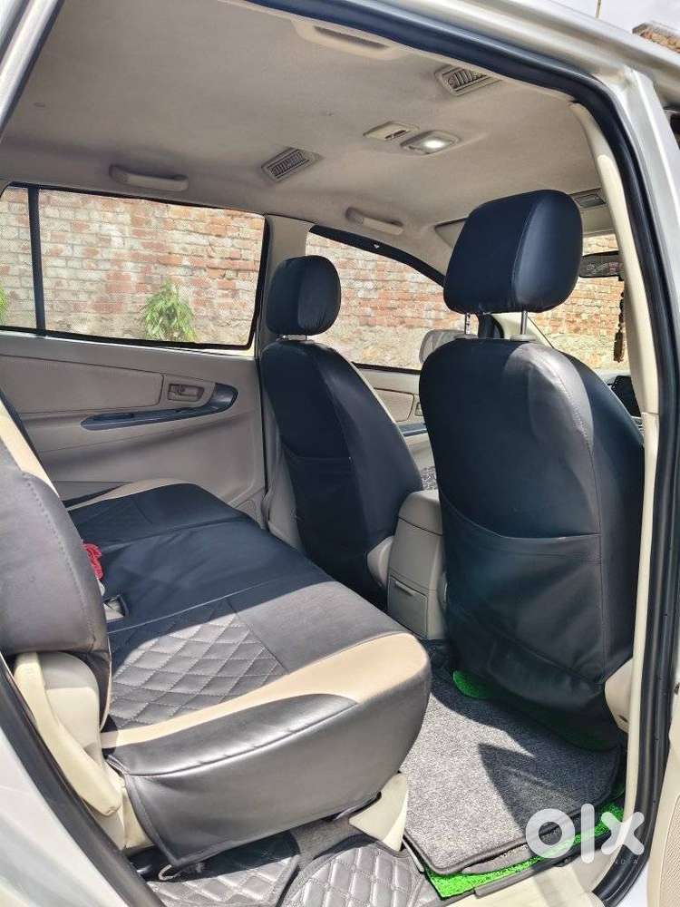 Toyota Innova 2.5 G (diesel) 7 Seater, 2013, Diesel