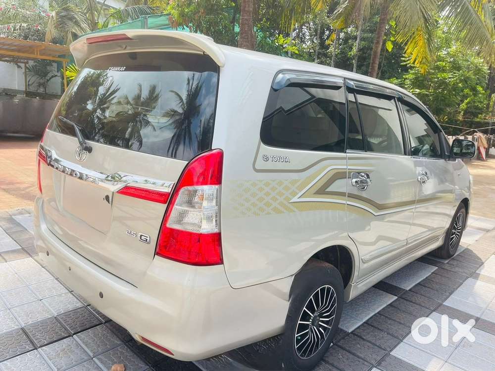 Toyota Innova Diesel 2014
